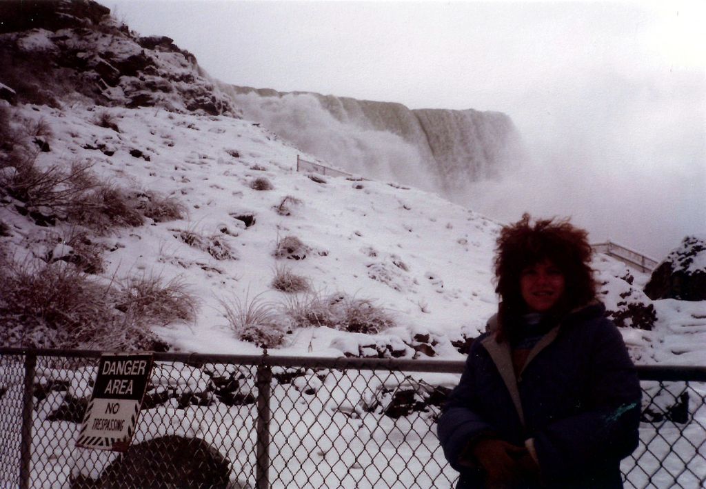 Roseangla at Niagra Falls in the Winter time