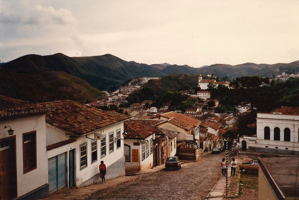 Mountain slope city of Ouro Preteo