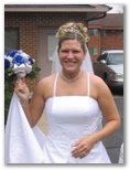 Kelly with her wedding bouquet