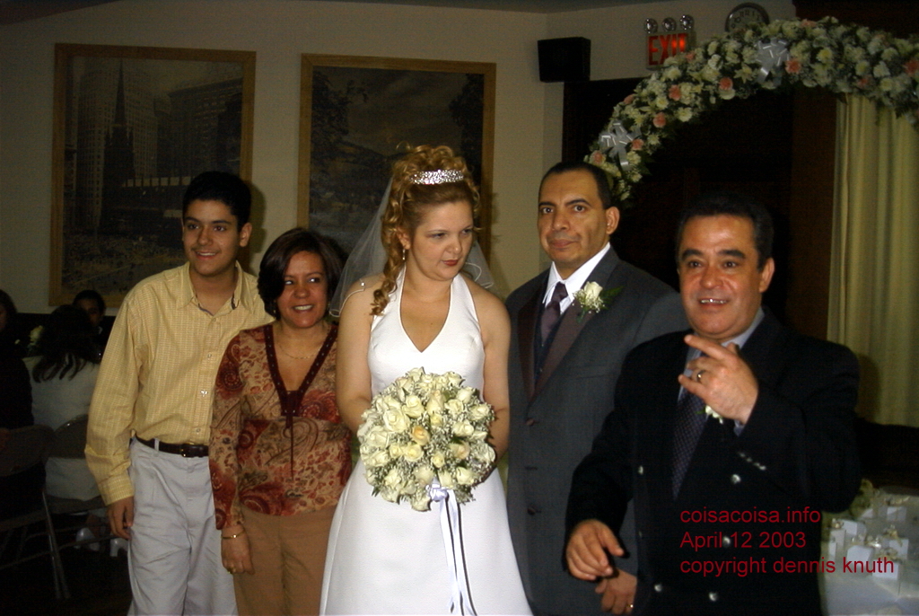 
rosangela_wedding_later_2003_0412_07.jpg (large)