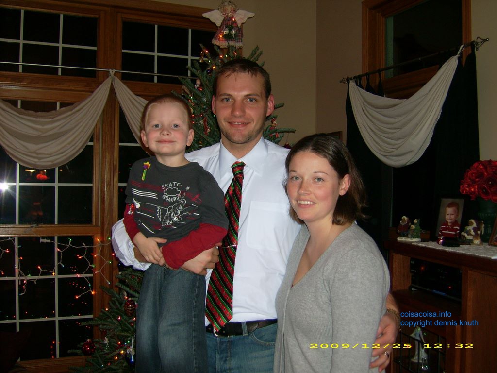 Uncle Justin, Aunt July andfive year old Jared
