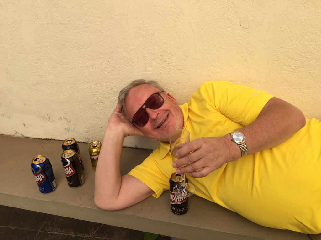 Dennis relaxes in Belo Horizonte with a beer