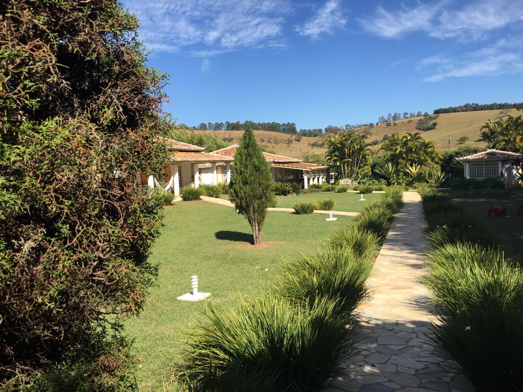 Beautiful front lawn of Maria Helenas House in Oliveira